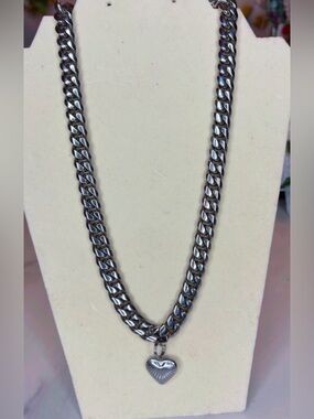 Chunky Stainless Steel Silver Chain Necklace with Stainless Heart Pendant